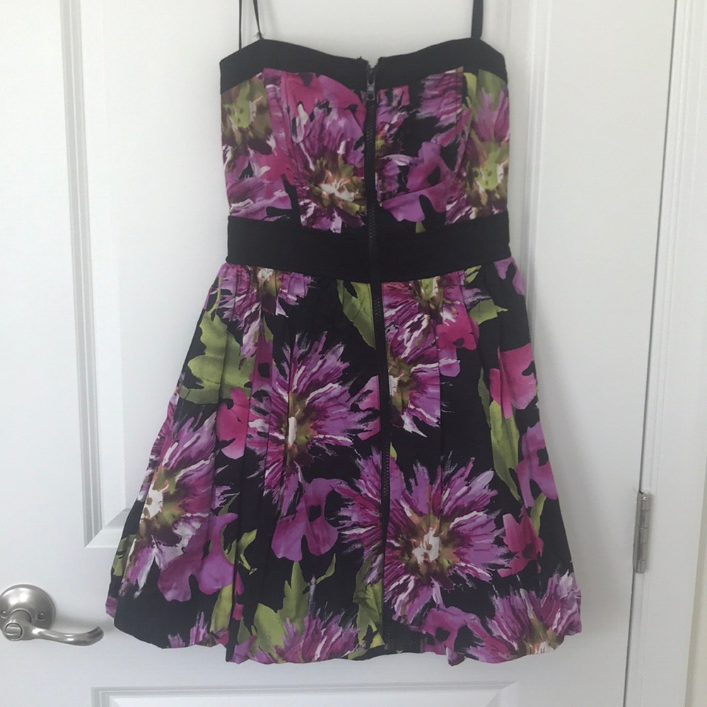 Size 3 floral strapless dress with zipper front
